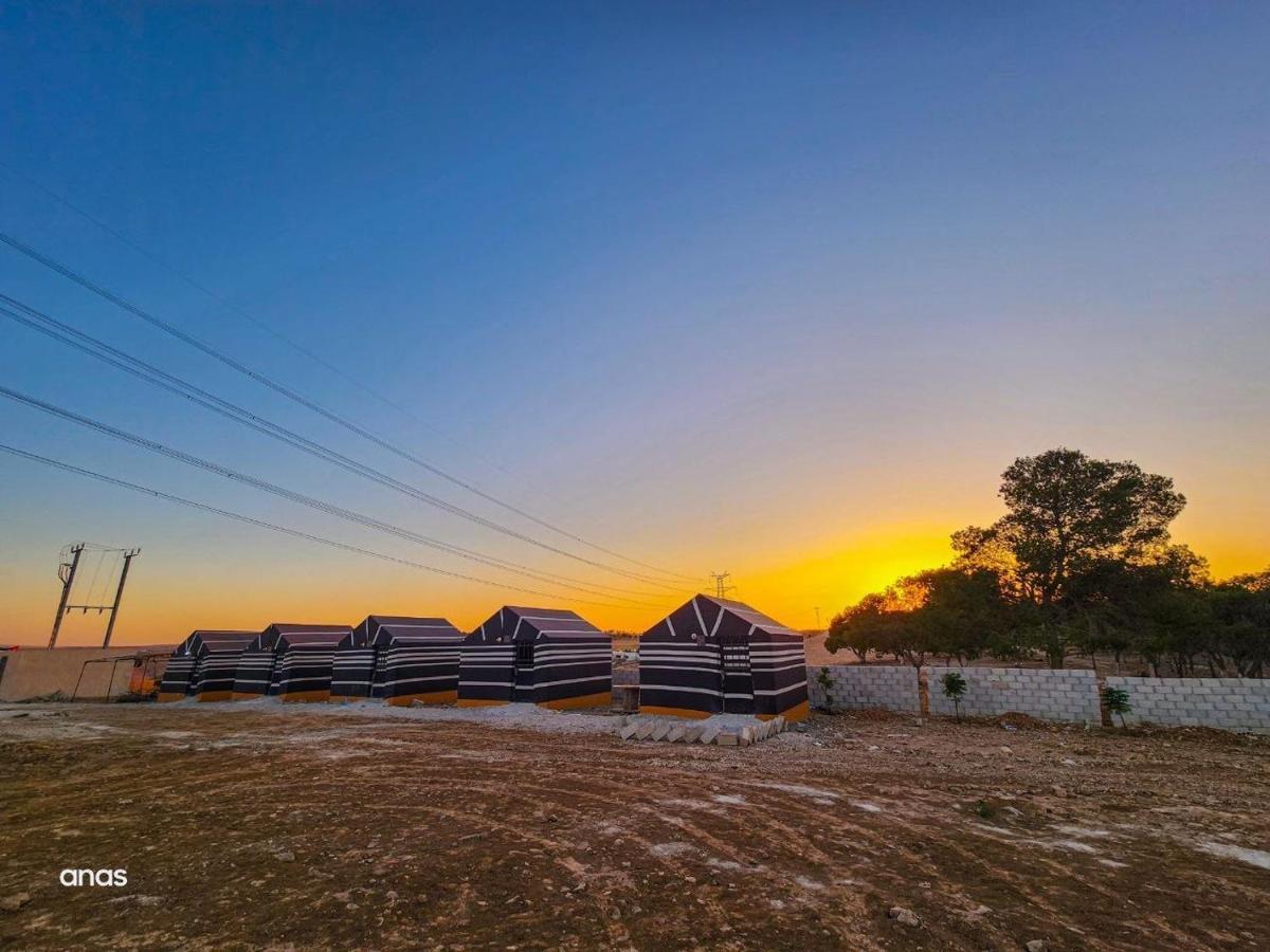 Wadi Al-Wala View Camp Hotel Madaba Ngoại thất bức ảnh